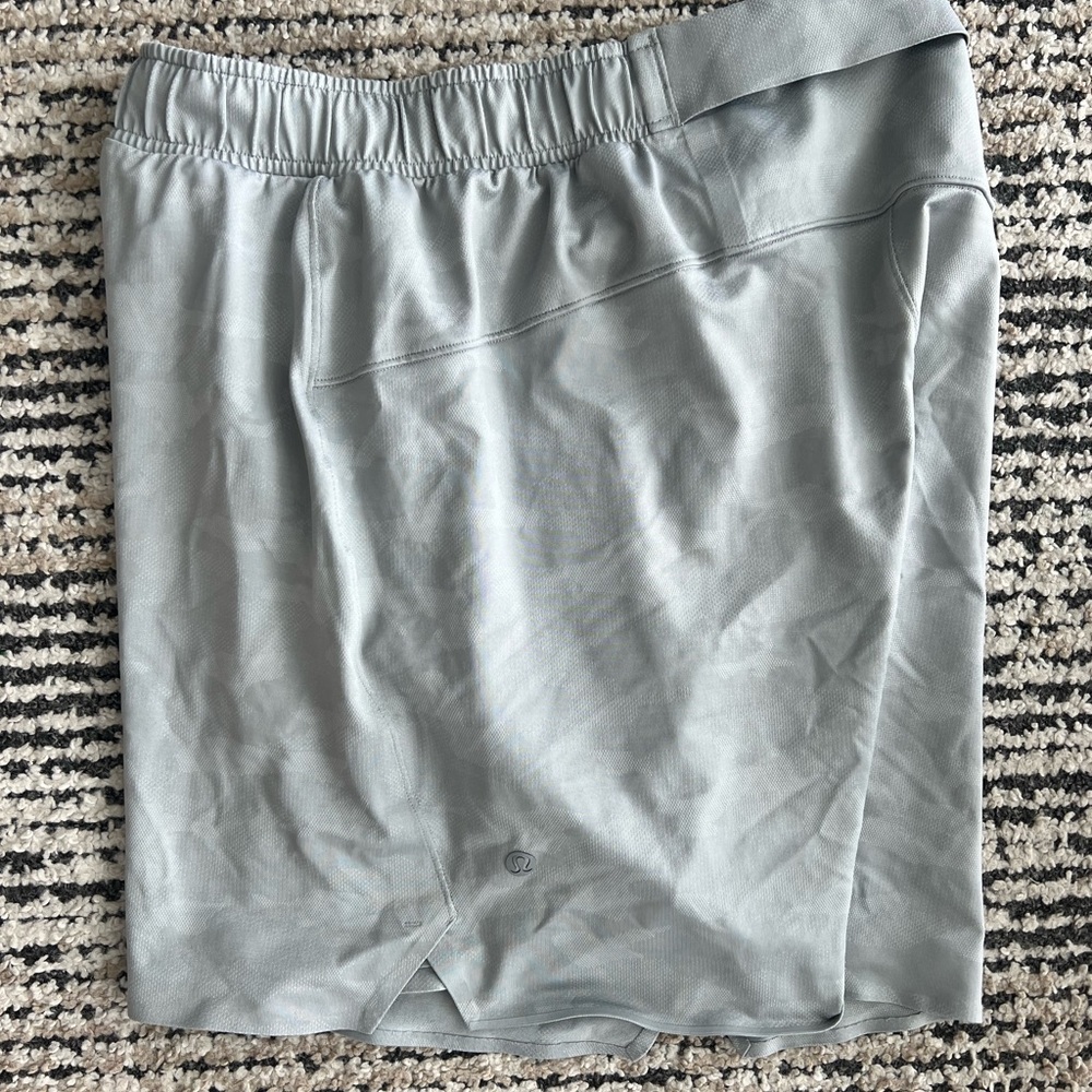 ‼️LULULEMON CAMO FAST & FREE SHORTS‼️